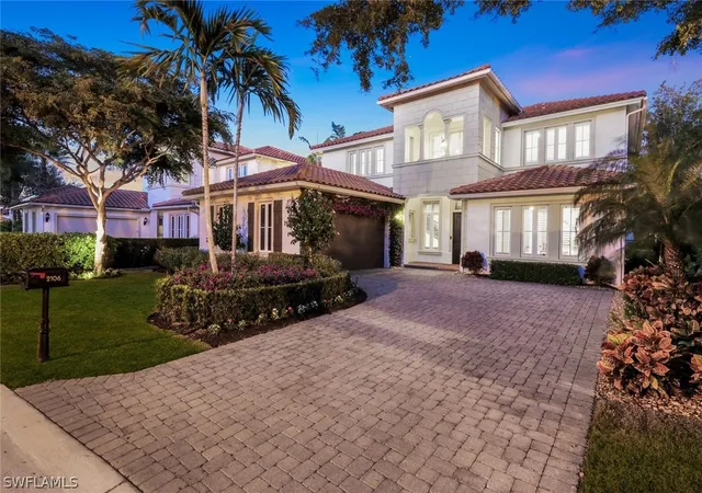 Photo 2 of Single family home for sale at 2106 Modena Ct, Naples, FL 34105 | MLS# 226007565 | Listing updated on 2026-07-31
