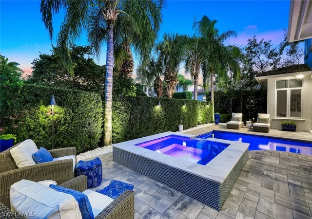Photo 3 of Single family home for sale at 2106 Modena Ct, Naples, FL 34105 | MLS# 226007565 | Listing updated on 2026-07-31