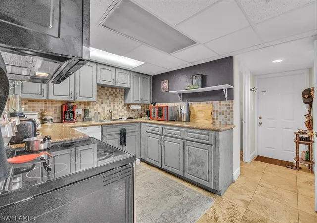 5th image of 4786 Albacore Ln, Fort Myers, FL 33919 | MLS# 226007941