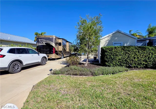 3rd image of Lot 260 3010 Gray Eagle Pkwy, La Belle, FL 33935 | MLS# 2026009136
