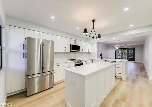 2nd image of 2445 W Gulf Dr #6D, Sanibel, FL 33957 | MLS# 2026009141