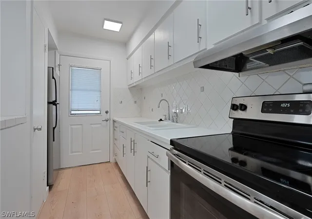 3rd image of 72 7Th St S #108, Naples, FL 34102 | MLS# 226008171