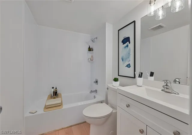 5th image of 72 7Th St S #108, Naples, FL 34102 | MLS# 226008171