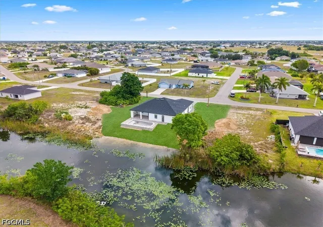 Photo 3 of Single family home for sale at 502 Ne 5th Place, Cape Coral, FL 33909 | MLS# 2026009163 | Listing updated on 2026-06-25