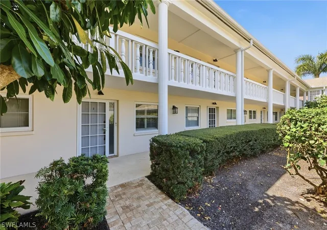 Photo 3 of Sale Pending at 4022 Belair Ln #2, Naples, FL 34103 | MLS# 226008327 | Listing updated on 2026-07-10