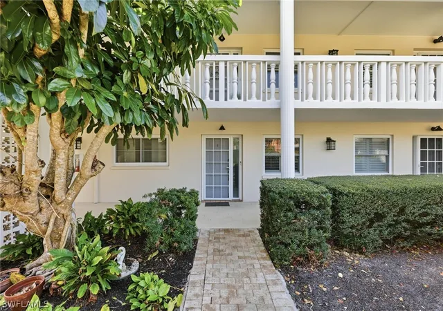 Photo 3 of Sale Pending at 4022 Belair Ln #2, Naples, FL 34103 | MLS# 226008327 | Listing updated on 2026-07-10