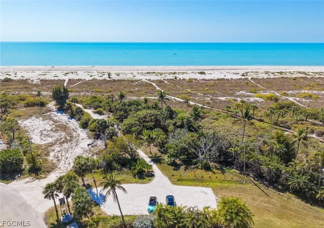 Photo 4 of Single family home for sale at 1360 Jamaica Dr, Sanibel, FL 33957 | MLS# 2026009282 | Listing updated on 2026-03-27