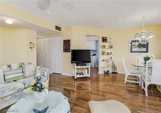5th image of 1514 Mainsail Dr, Naples, FL 34114