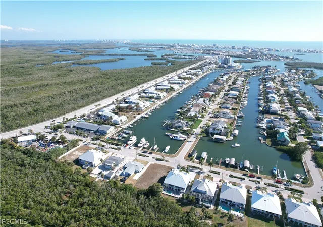 5th image of 12110 Siesta Dr, Fort Myers Beach, FL 33931 | MLS# 2026009406
