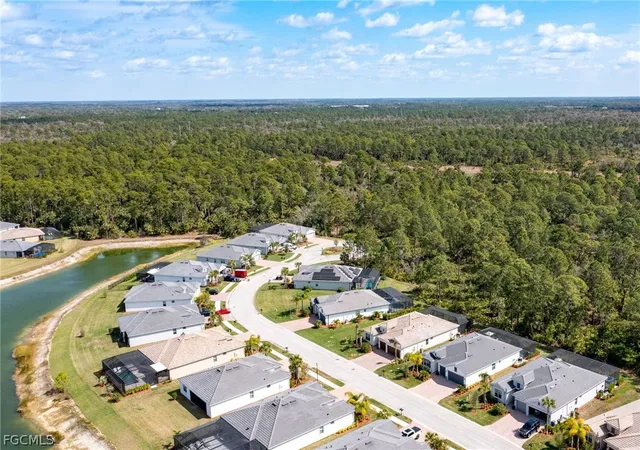 Homes for sale in Alva, FL | 17388 Walnut Run Dr, Alva, FL 33920 | MLS# 2026009413