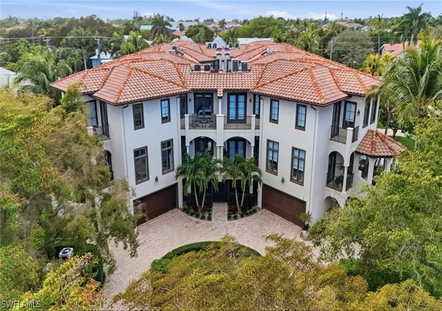 2nd image of 1008 7th St S #B1, Naples, FL 34102 | MLS# 226006477