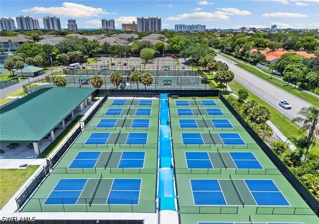 2nd image of 6897 Grenadier Blvd, Naples, FL 34108