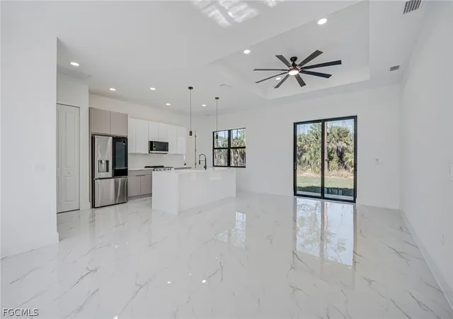 4th image of 1927 Redmont Ave, Lehigh Acres, FL 33972 | MLS# 2026009560