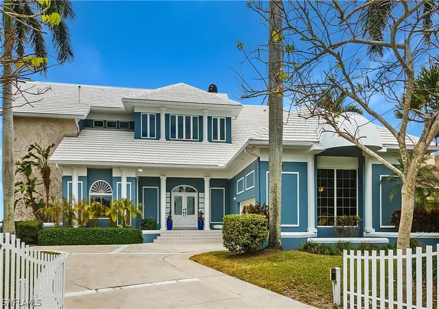 Photo 1 of Single family home for sale at 14988 Bonaire Cir, Fort Myers, FL 33908 | MLS# 226008634 | Listing updated on 2026-04-27