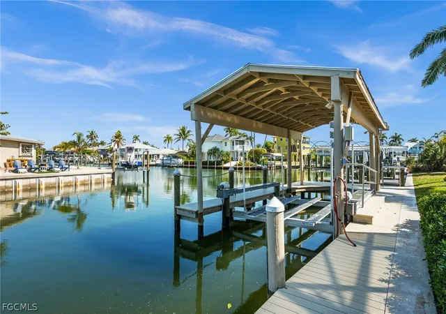 Photo 4 of Sale Pending at 2193 Macadamia St, Saint James City, FL 33956 | MLS# 2026009736 | Listing updated on 2026-07-21