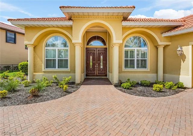 Photo 4 of Single family home for sale at 16056 Waterleaf Ln, Fort Myers, FL 33908 | MLS# 2026009755 | Listing updated on 2026-06-10