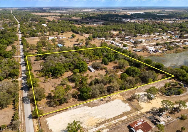 5th image of 535 Evans Rd, Labelle, FL 33935 | MLS# 2026009765