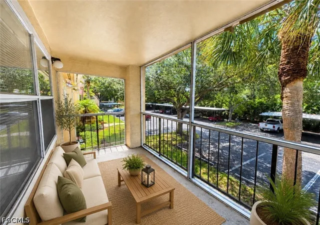 Listing Photo 4 - Condo for sale in building located at 12591 Equestrian Cir, Fort Myers, FL 33907 - Unit #1202
