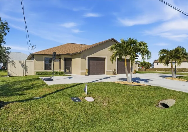 Photo 3 of Multi family home for sale at 526 528 Se 5th Place, Cape Coral, FL 33990 | MLS# 2026009807 | Listing updated on 2026-07-19
