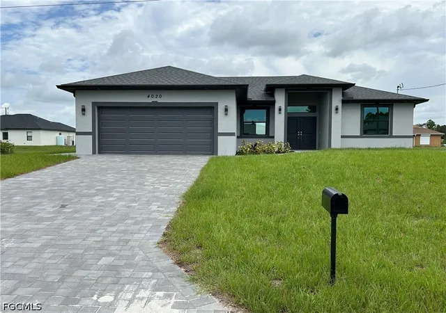 Homes for sale in Lehigh Acres, FL | 4020 34th St Sw, Lehigh Acres, FL 33976 | MLS# 2026009819