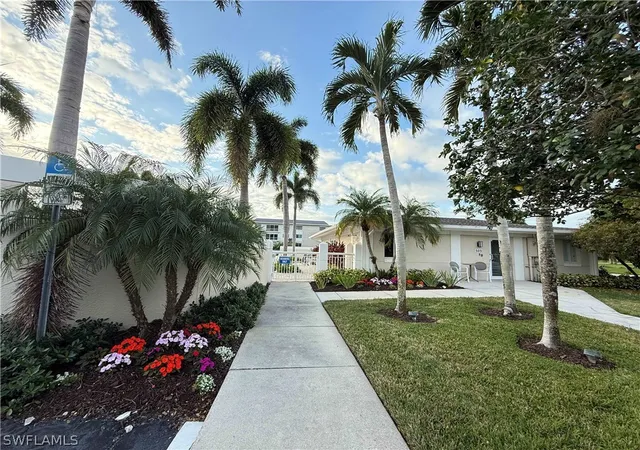 20th image of 408 Broad Ave S #H408, Naples, FL 34102 | MLS# 226002666