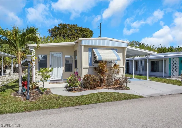 Homes for sale in Naples, FL | 143 Moorhead Manor #143, Naples, FL 34112 | MLS# 226008682