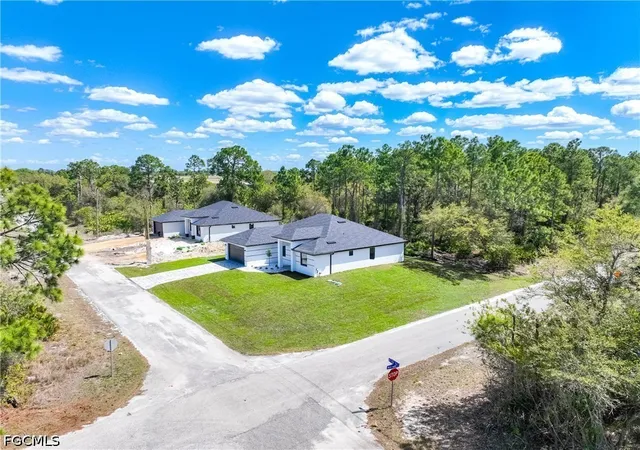 4th image of 4407 E 13Th St, Lehigh Acres, FL 33972 | MLS# 2026009922