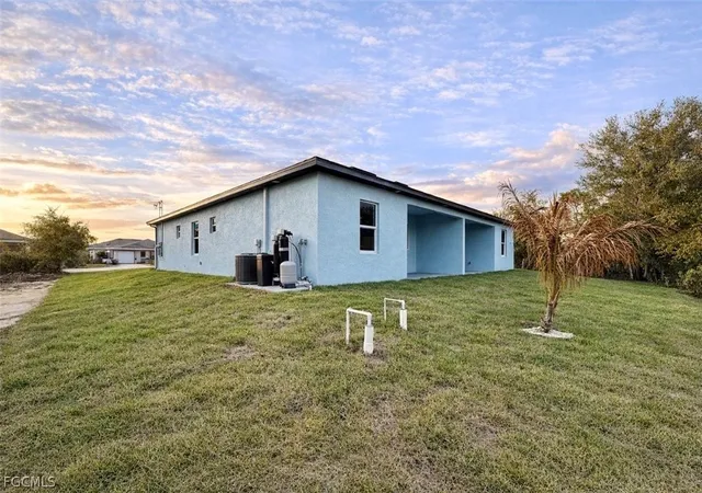 3rd image of 325 / 327 Gordon Ave S, Lehigh Acres, FL 33973 | MLS# 2026010161