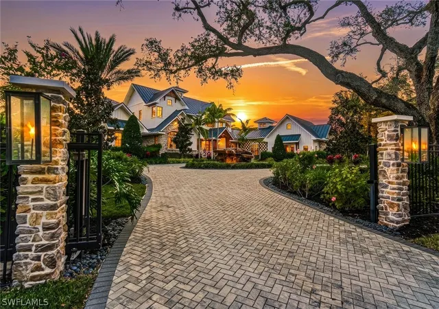 Photo 1 of Mansion for sale at 325 Cocohatchee Blvd, Naples, FL 34110 | MLS# 226007977 | Listing updated on 2026-08-01