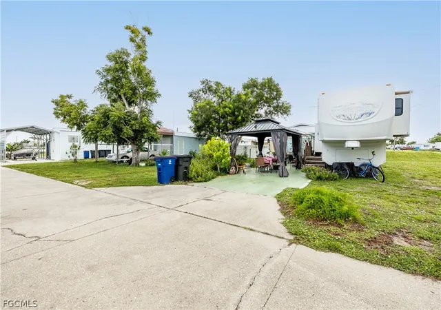Photo 3 of Land for sale at 5008 Sandpiper Dr, Saint James City, FL 33956 | MLS# 2026010281 | Listing updated on 2026-09-28