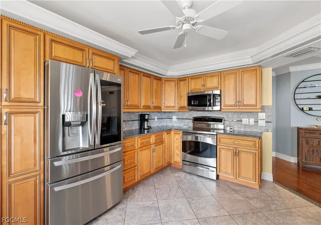 Photo 4 of Condo for sale at 4183 Bay Beach Ln #374, Fort Myers Beach, FL 33931 | MLS# 2026010286 | Listing updated on 2026-04-04