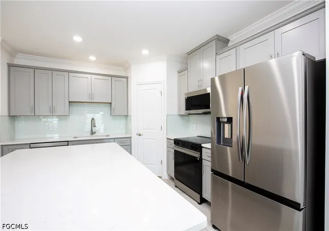 5th image of 10534 Fountain Palm Cir, Bokeelia, FL 33922 | MLS# 2026010348