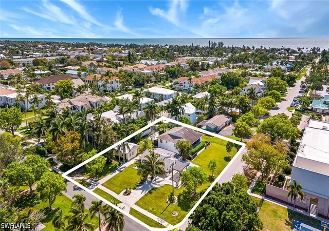 26th image of 560 9th Ave S, Naples, FL 34102 | MLS# 226009255
