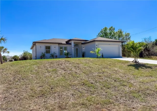 5th image of 2008 Alliance Ln, Labelle, FL 33935 | MLS# 2026010363