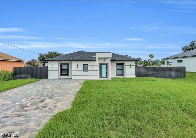 3rd image of 2607 41St St W, Lehigh Acres, FL 33971 | MLS# 2026010427
