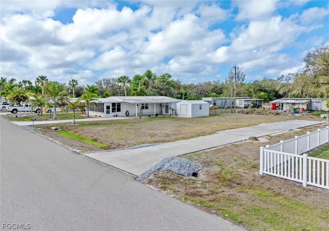 2nd image of 9347/9355 Boots St, Punta Gorda, FL 33982 | MLS# 2026010430
