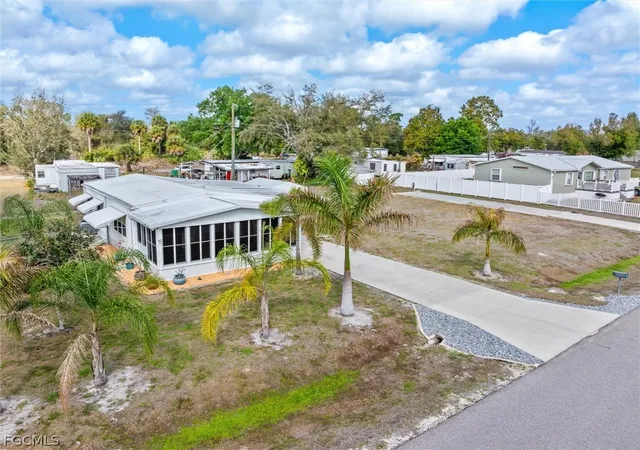 45th image of 9347/9355 Boots St, Punta Gorda, FL 33982 | MLS# 2026010430