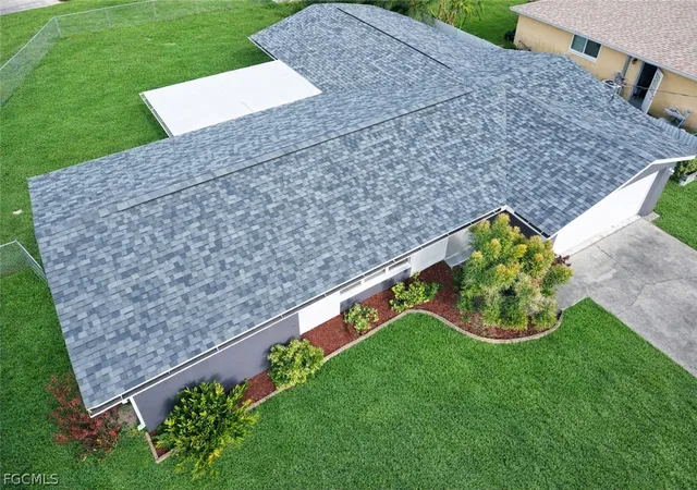 3rd image of 3805 Se 12Th Ave, Cape Coral, FL 33904 | MLS# 2026010446