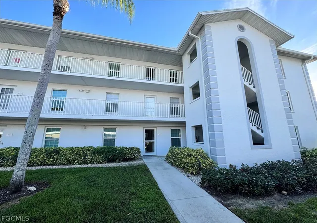 Homes for sale in Naples, FL | 9610 Victoria Ln #D302, Naples, FL 34109 | MLS# 2026010453