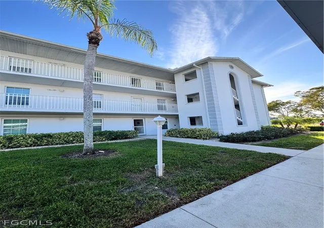 Homes for sale in Naples, FL | 9610 Victoria Ln #D302, Naples, FL 34109 | MLS# 2026010453