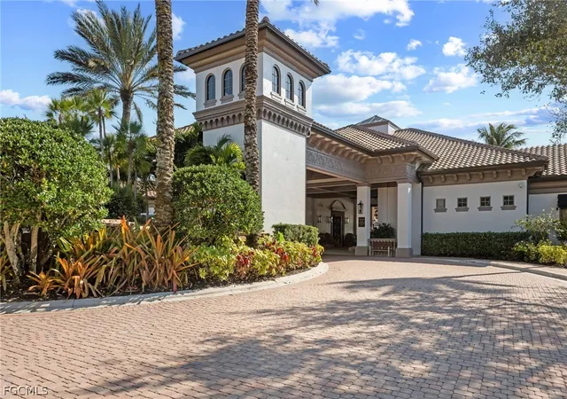 image of 6645 Alden Woods Cir, Naples, FL 34113