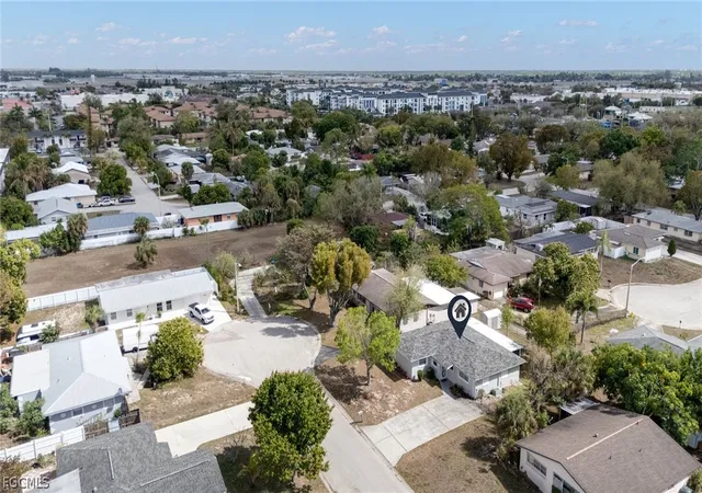 18th image of 1652 Jamestown Ct, Fort Myers, FL 33907 | MLS# 2026010534