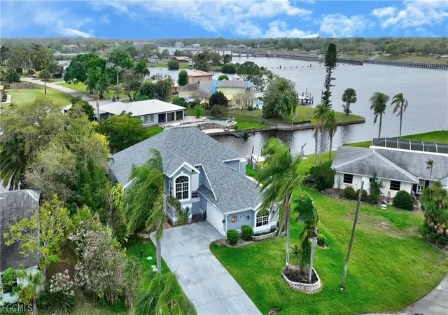 2nd image of 18070 Interlochen Ln, Alva, FL 33920 | MLS# 2026010558