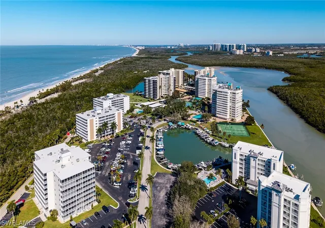 5th image of 5 Bluebill Ave #101, Naples, FL 34108 | MLS# 226004439