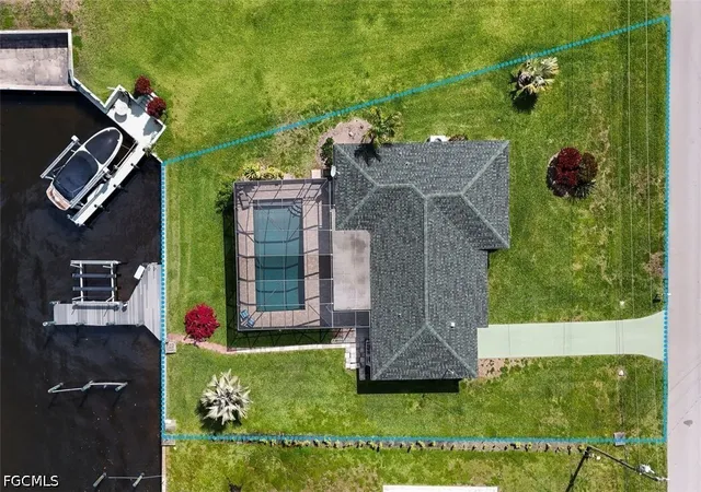 2nd image of 1721 Se 29th Ln, Cape Coral, FL 33904 | MLS# 2026010567