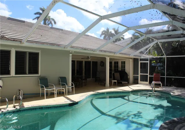 28th image of 606 Park Shore Dr, Naples, FL 34103 | MLS# 226007561