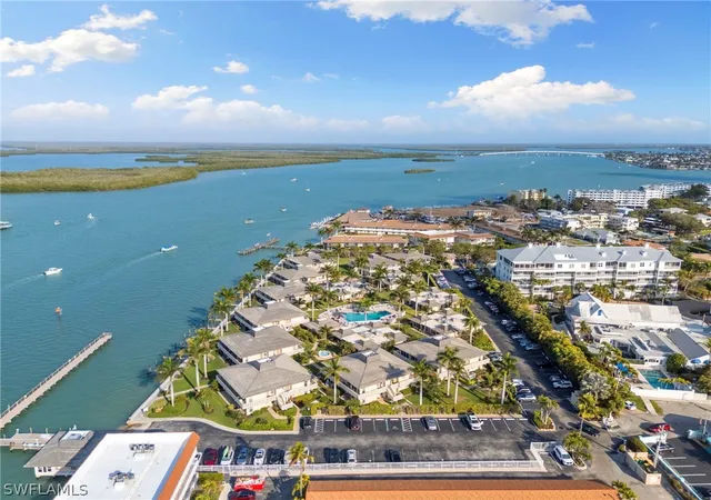 2nd image of 1215 Edington Pl, Marco Island, FL 34145