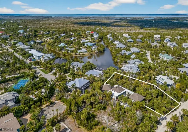 18th image of 933 Strangler Fig Ln, Sanibel, FL 33957 | MLS# 2026010837