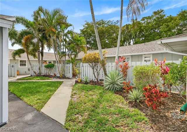 2nd image of 4257 Island Cir #3, Fort Myers, FL 33919 | MLS# 2026010838