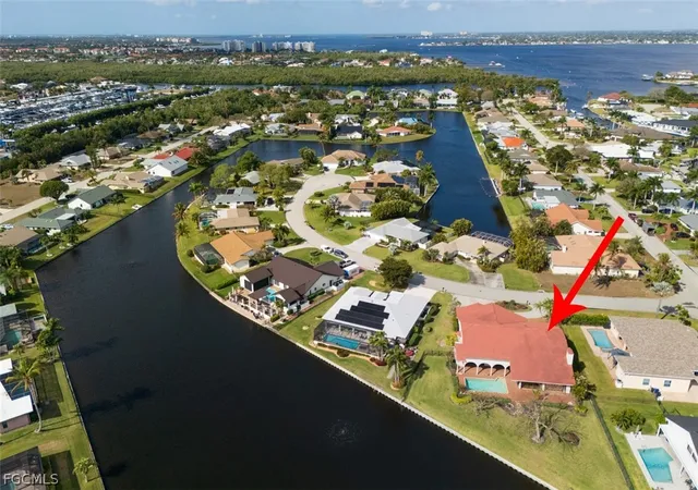 2nd image of 6896 Erin Marie Ct, Fort Myers, FL 33919 | MLS# 2026010916